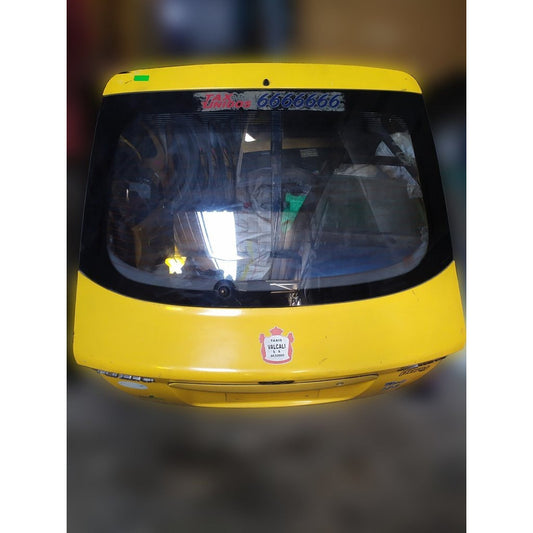 Tapa Baul  Hyundai Accent Giro Hatchback