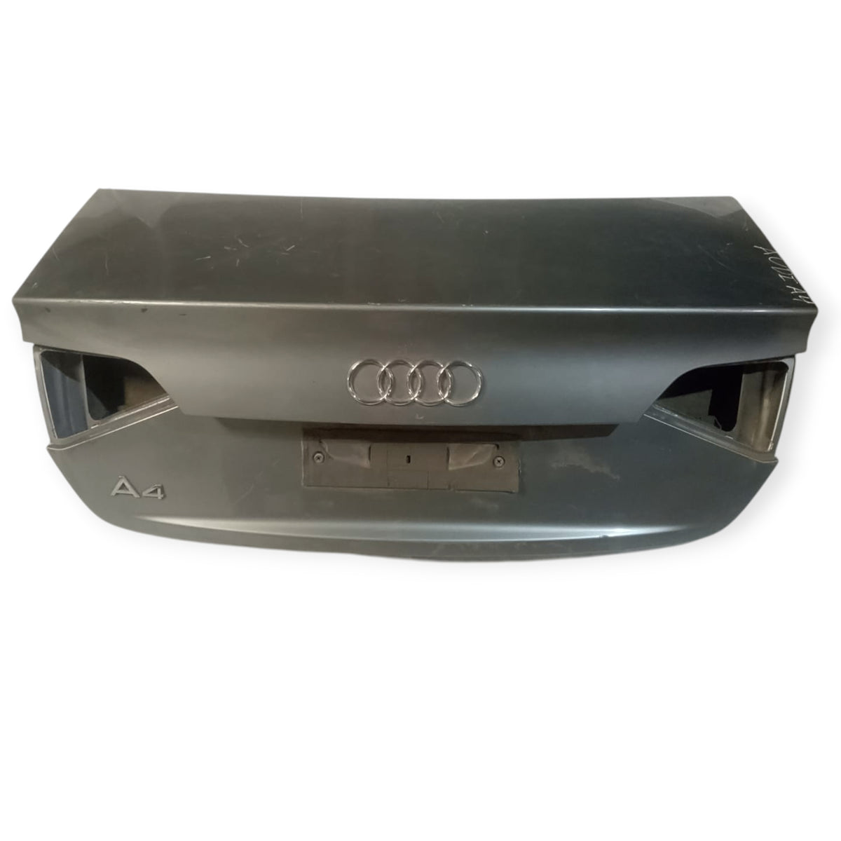 Tapa baul Audi A4